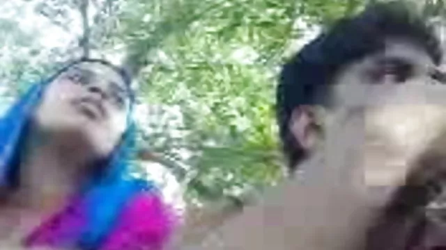 శృంగార ఆన్లైన్ నమోదు లేదు దేశీ నీలం చిత్రాన్ని హిందీ మూవీ ఆంటీ పార్క్ లో
