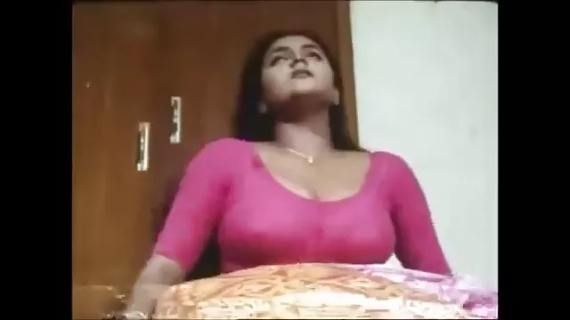 శృంగార ఆన్లైన్ నమోదు లేదు అతను భారతదేశం యొక్క మొదటి సినిమా హాట్ కాయలు