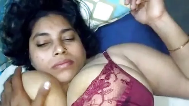 శృంగార ఆన్లైన్ నమోదు లేదు భారత కరీనా సెక్స్ వీడియో బిగపడటం, పెద్ద భార్య