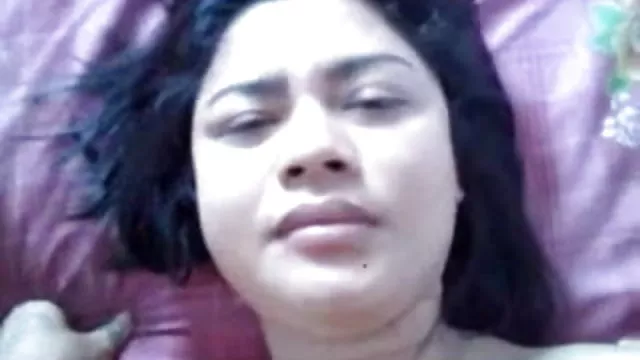 శృంగార ఆన్లైన్ నమోదు లేదు అందమైన మూడు భార్య