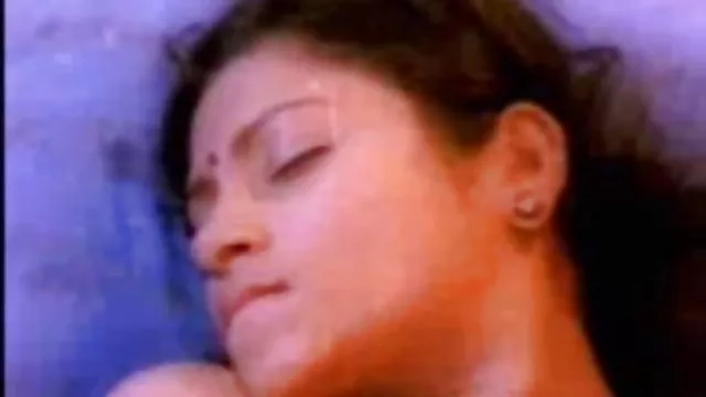 శృంగార ఆన్లైన్ నమోదు లేదు రొమ్ములు