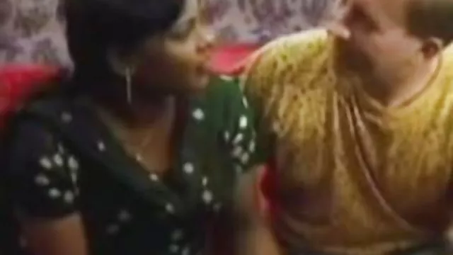 శృంగార ఆన్లైన్ నమోదు లేదు మహిళ తెల్ల మనిషి