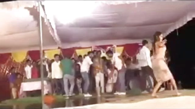 శృంగార ఆన్లైన్ నమోదు లేదు నగ్న సెక్సీ వీడియో చూడండి వెట్ డాన్స్
